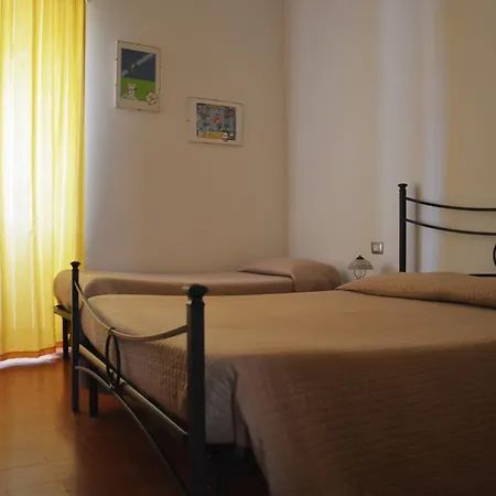 Palazzo Sassatelli Alojamento de Acomodação e Pequeno-almoço *