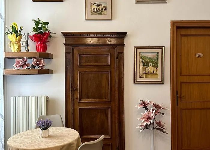 Palazzo Sassatelli - Nel Cuore Di ベッド・アンド・ブレックファスト カーシャ